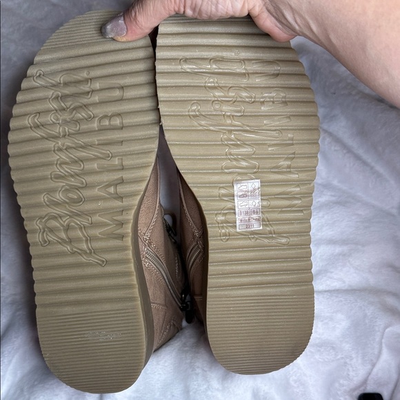 BLOWFISH CITY ANKLE BOOTS- ALMOND - Picture 8 of 9